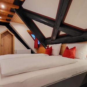 Superior Zimmer mit Kingsize-Bett
